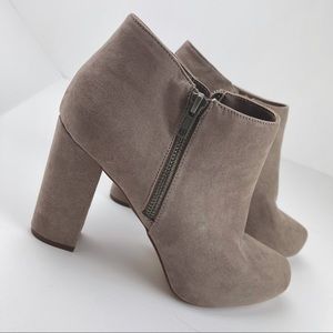 Madden Girl Suede light Brown ankle boots